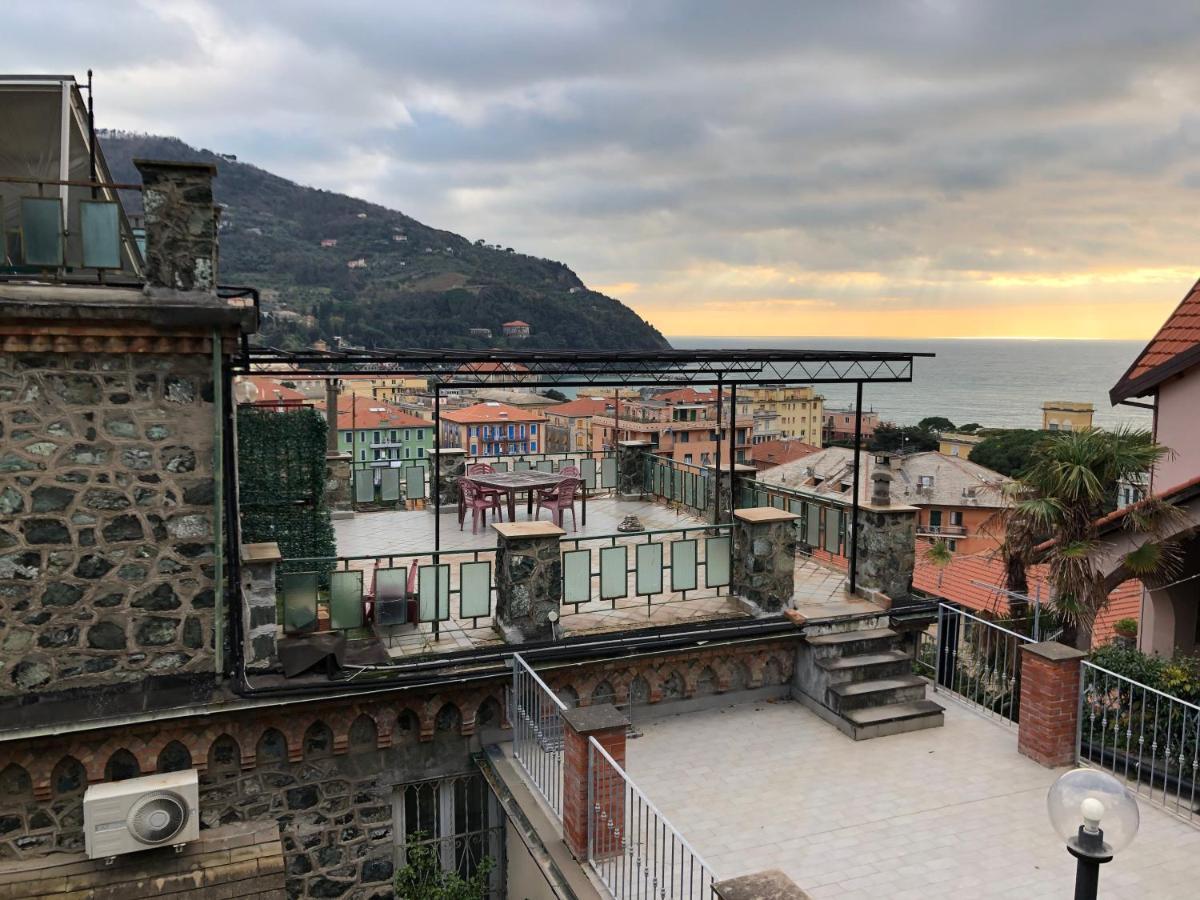 Appartamento Al Castelletto 莱万托 外观 照片
