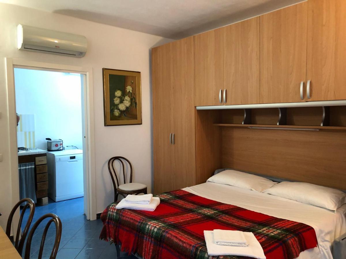 Appartamento Al Castelletto 莱万托 外观 照片