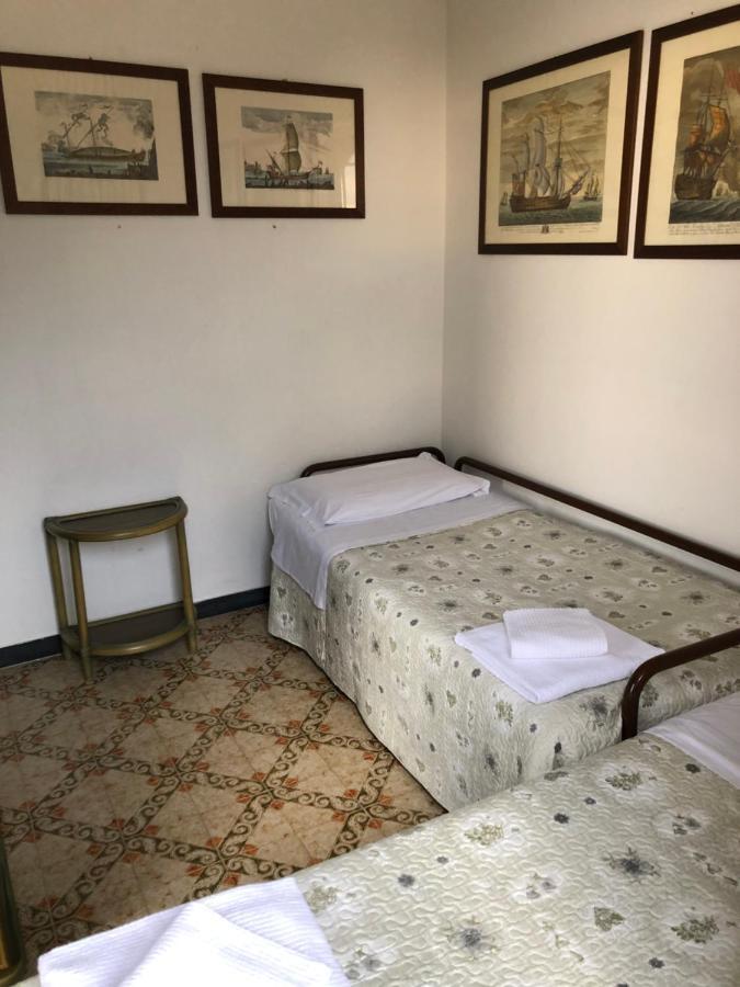 Appartamento Al Castelletto 莱万托 外观 照片